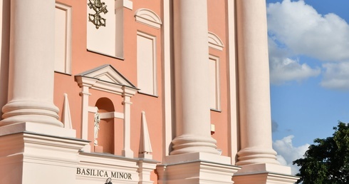 Kościół w Skrzatuszu stanie się bazyliką mniejszą. Co to właściwie oznacza?