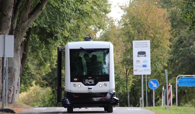 Gdańsk testuje nowoczesny e-bus bez kierowcy