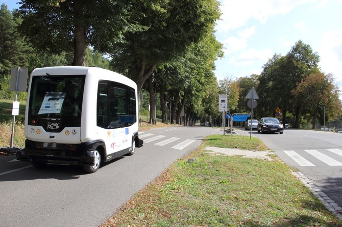 Autonomiczny bus na ulicach Gdańska