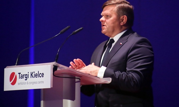 Wiceszef MON: Nie możemy odstawać pod względem uzbrojenia od innych armii