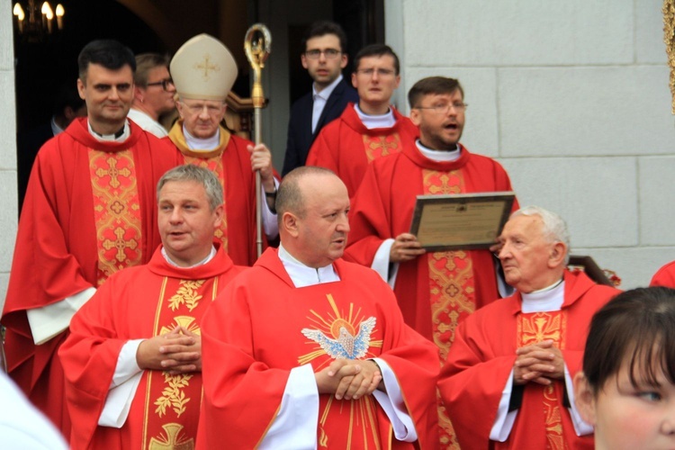 Wprowadzenie relikwii św. Walentego w Łączniku