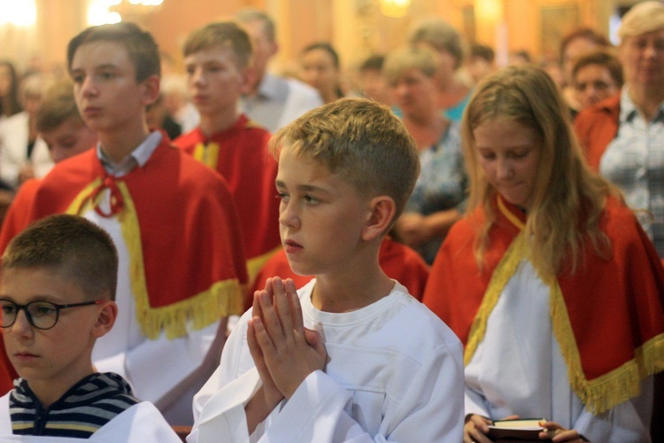 Wprowadzenie relikwii św. Walentego w Łączniku