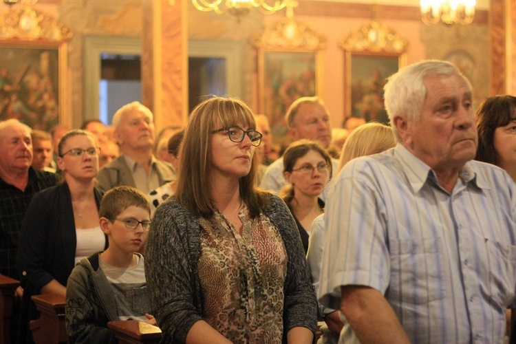 Wprowadzenie relikwii św. Walentego w Łączniku