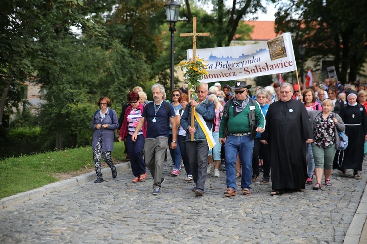 Pielgrzymują do Sulisławic