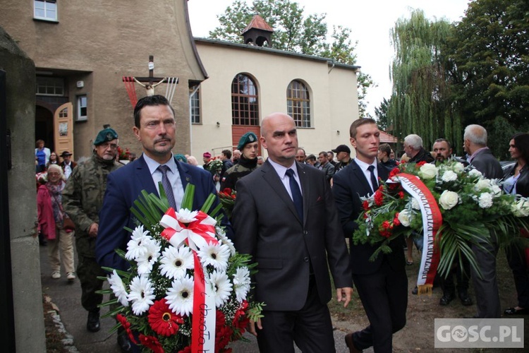 Odsłonięcie popiersi Żołnierzy Niezłomnych w Głogowie