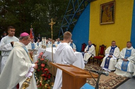 Rocznicowej Mszy św. przewodniczył bp Henryk Tomasik.