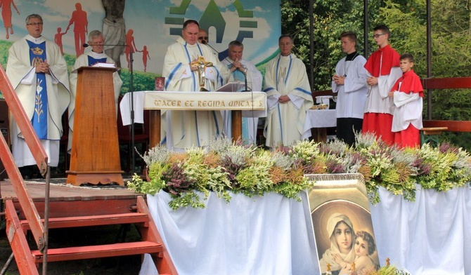 Zabrze. Świętowanie w sanktuarium szensztackim