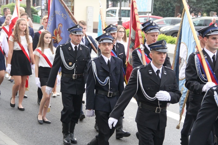 Bobowa. Błogosławieństwo odnowionego kościoła w 680. rocznicę lokacji miasta