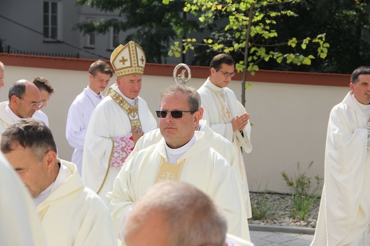 Bobowa. Błogosławieństwo odnowionego kościoła w 680. rocznicę lokacji miasta