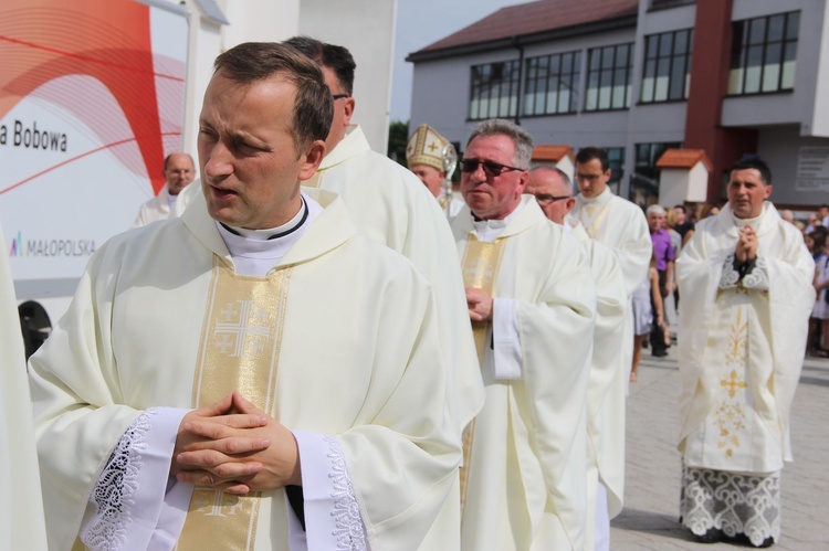 Bobowa. Błogosławieństwo odnowionego kościoła w 680. rocznicę lokacji miasta