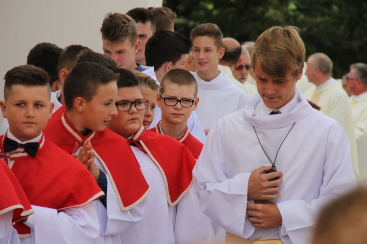 Bobowa. Błogosławieństwo odnowionego kościoła w 680. rocznicę lokacji miasta