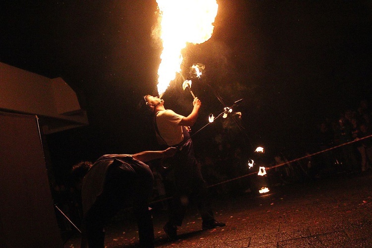 Pokaz fire show i koncert "Czas ognia"