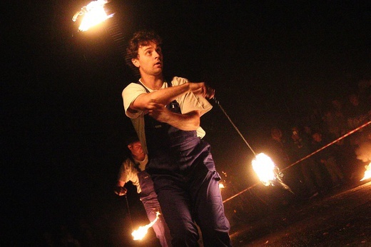 Pokaz fire show i koncert "Czas ognia"