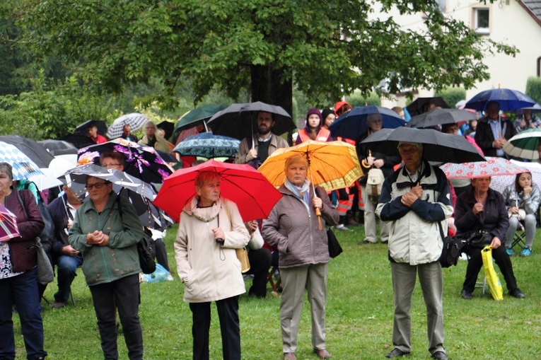 Pielgrzymka Rodzin do Kalwarii Zebrzydowskiej 2019 - Droga Krzyżowa