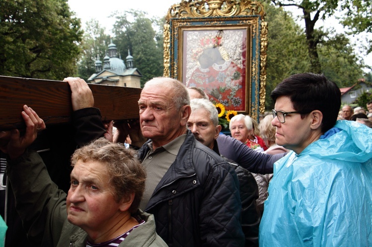 Pielgrzymka Rodzin do Kalwarii Zebrzydowskiej 2019 - Droga Krzyżowa