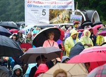 Gietrzwałd. Matka Boża nam pomoże