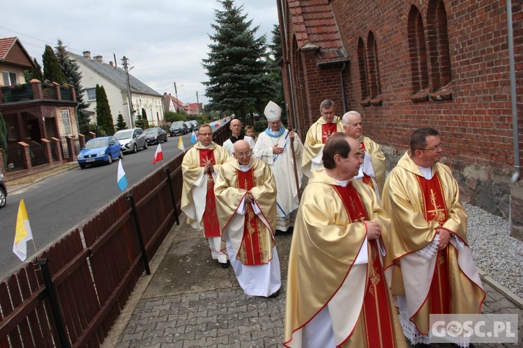 Parafia w Skąpem ma 70 lat