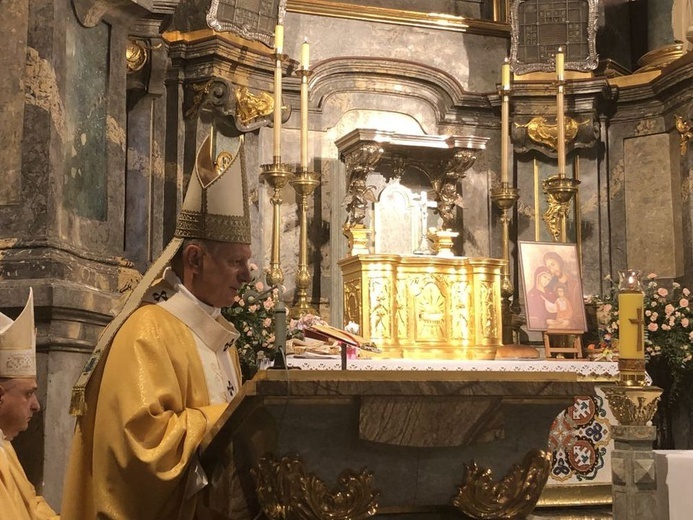 Biskup Ignacy Dec we Lwowie