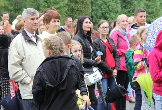 3. Festyn parafialny "Rodzina rodzinie" na Złotych Łanach - 2019