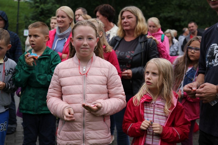 3. Festyn parafialny "Rodzina rodzinie" na Złotych Łanach - 2019