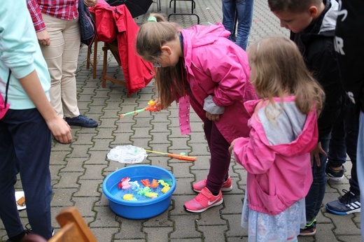 3. Festyn parafialny "Rodzina rodzinie" na Złotych Łanach - 2019