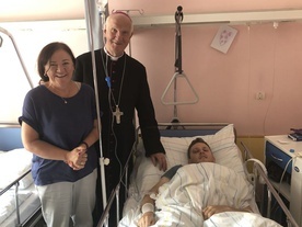Bp Ignacy odwiedził ks. Jurka także w polanickim szpitalu.