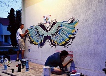 ▲	Ostatnie pociągnięcia pędzla.