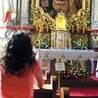 ▲	Często w świdnickim kościele pw. św. Józefa można ją spotkać na adoracji Najświętszego Sakramentu.
