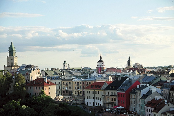 ▲	80 lat temu miasto nad Bystrzycą doświadczyło wojennego dramatu.