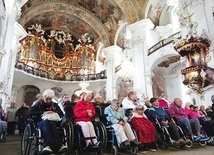 Tego dnia bazylika wypełniła się niezwykłymi pątnikami.