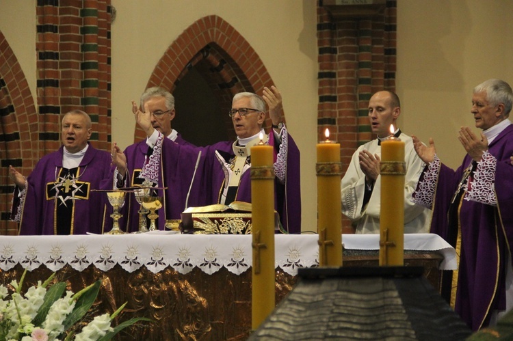 Abp Szczepan Wesoły - Msza św. w Katowicach w 1. rocznicę śmierci