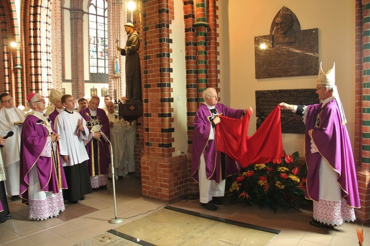 Abp Szczepan Wesoły - Msza św. w Katowicach w 1. rocznicę śmierci