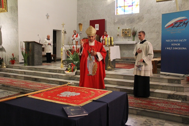 Poświęcenie sztandaru Związku Zawodowego Maszynistów Kolejowych