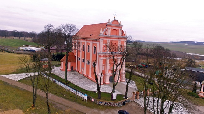 Skrzatusz w fotografii Roberta Nowickiego