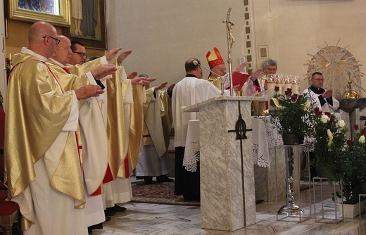 25. rocznica poświęcenia kościoła i powstania parafii w Czernichowie