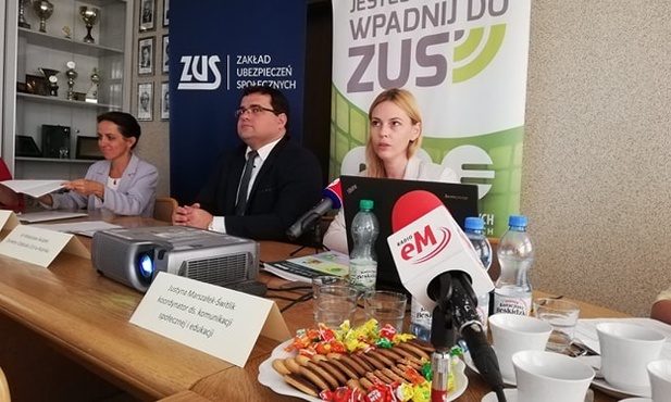 Rybnik. ZUS spodziewa się nawet 16,5 tys. wniosków o 500 plus dla osób niesamodzielnych 