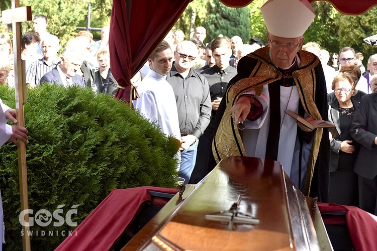 Pogrzeb proboszcza w Jaworzynie Śląskiej