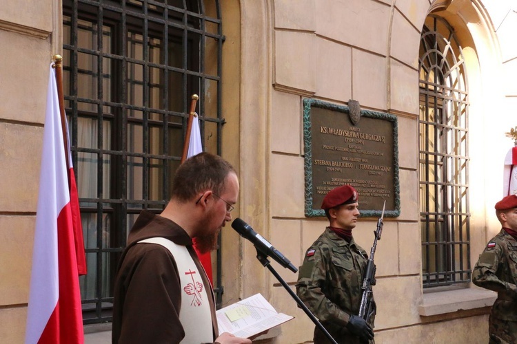 Tablica upamiętniająca zamordowanych niepodległościowców