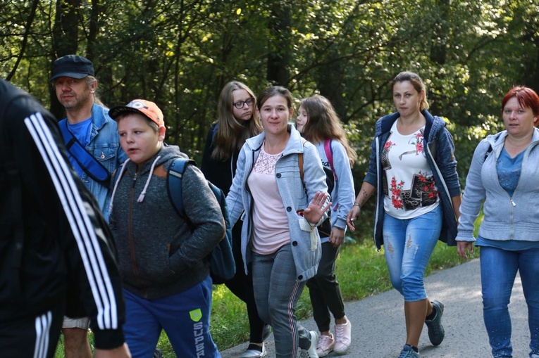 Grupa wyruszająca z Janowca