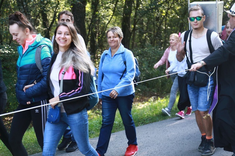 Grupa wyruszająca z Janowca