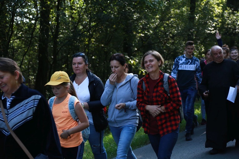 Grupa wyruszająca z Janowca