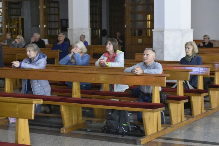 Polska pod Krzyżem w Wałbrzychu