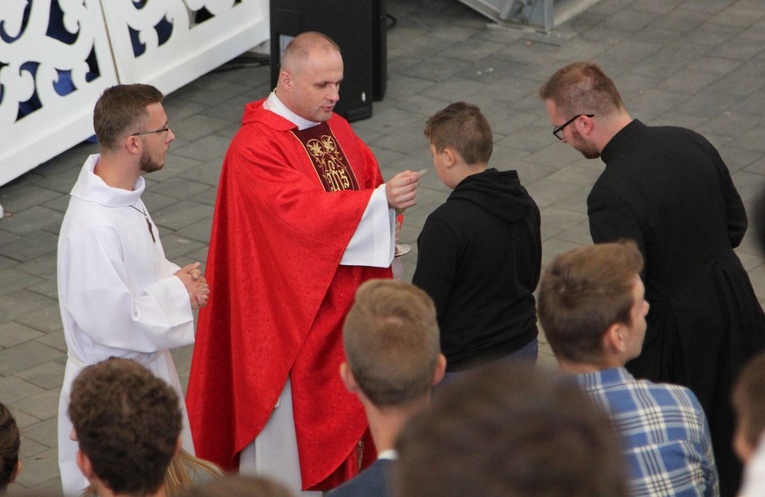 Młodzi w amfiteatrze pod Grojcem w Żywcu - 2019