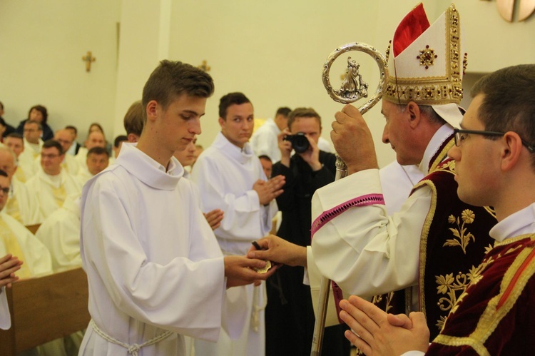 Tarnów. Błogosławieństwo nowych ceremoniarzy