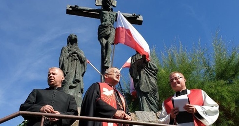 Polska pod Krzyżem w Rokitnie