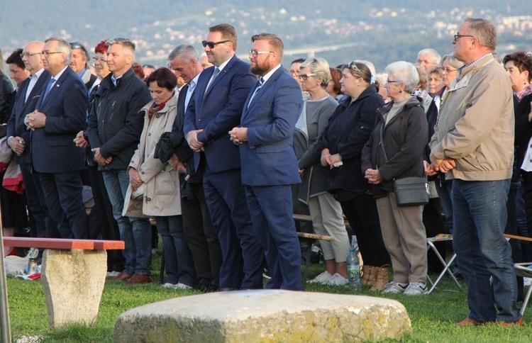 Bielsko-Biała pod Krzyżem na Trzech Lipkach - 2019