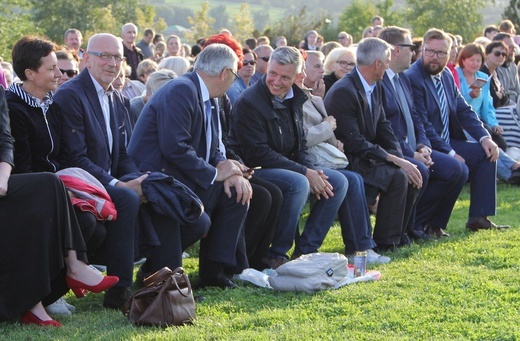 Bielsko-Biała pod Krzyżem na Trzech Lipkach - 2019