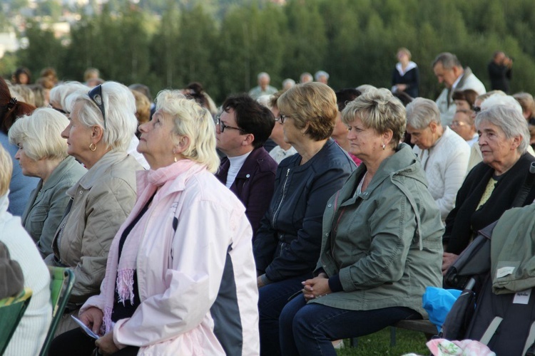 Bielsko-Biała pod Krzyżem na Trzech Lipkach - 2019