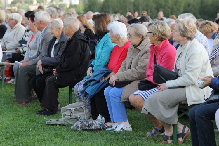 Bielsko-Biała pod Krzyżem na Trzech Lipkach - 2019