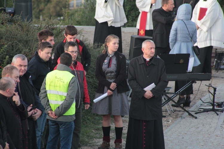 Archidiecezjalne obchody inicjatywy Polska pod Krzyżem